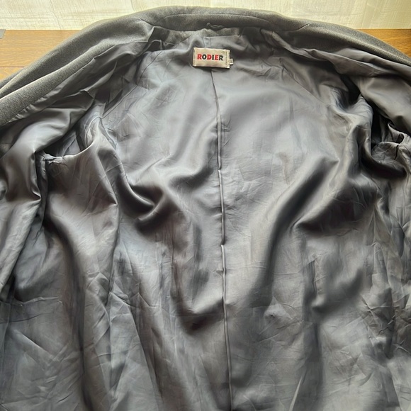 Vintage Rodier Grey wool coat, below-the-knee, trenchcoat style - Picture 11 of 11